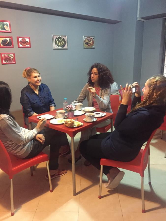Highland Park Hostel Baku Ngoại thất bức ảnh
