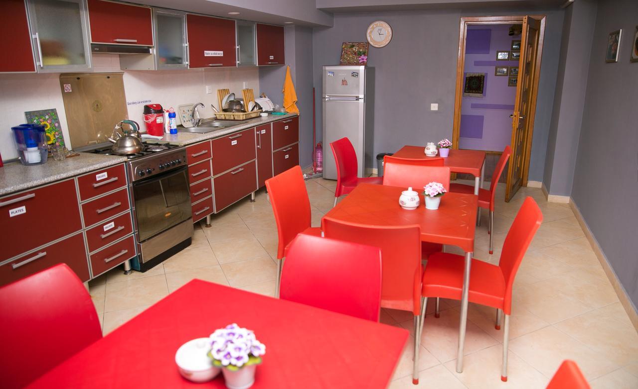 Highland Park Hostel Baku Ngoại thất bức ảnh