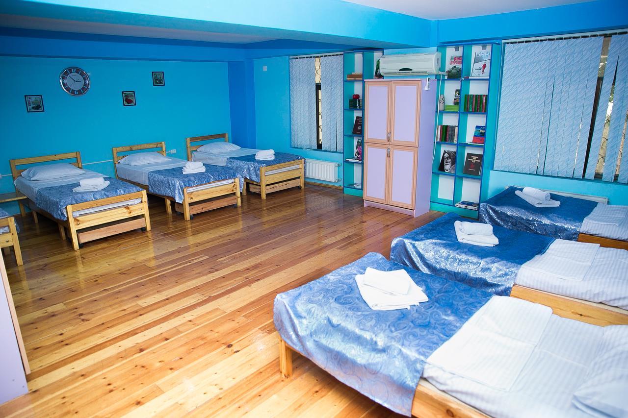 Highland Park Hostel Baku Ngoại thất bức ảnh